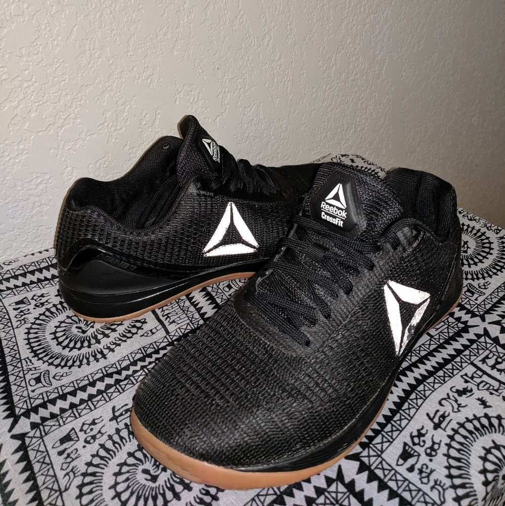 REEBOK shoes men 9.5